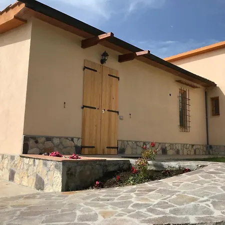בית חווה Poggio Tondo